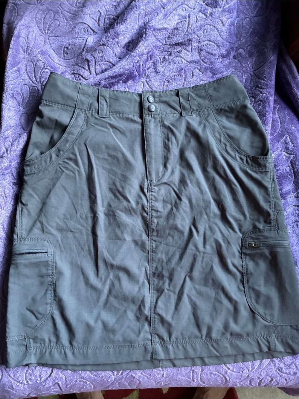 L.L.Bean multi pocket quick dry Skirt